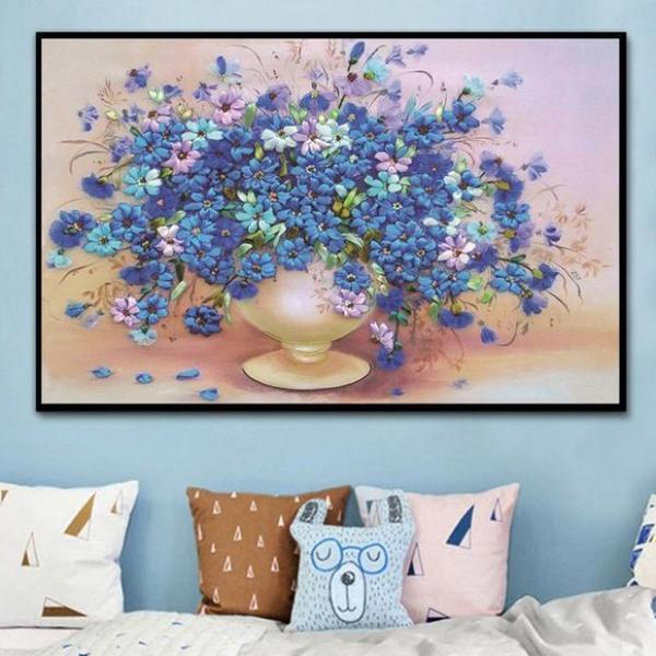 Vase med blå blomster | 50x70cm