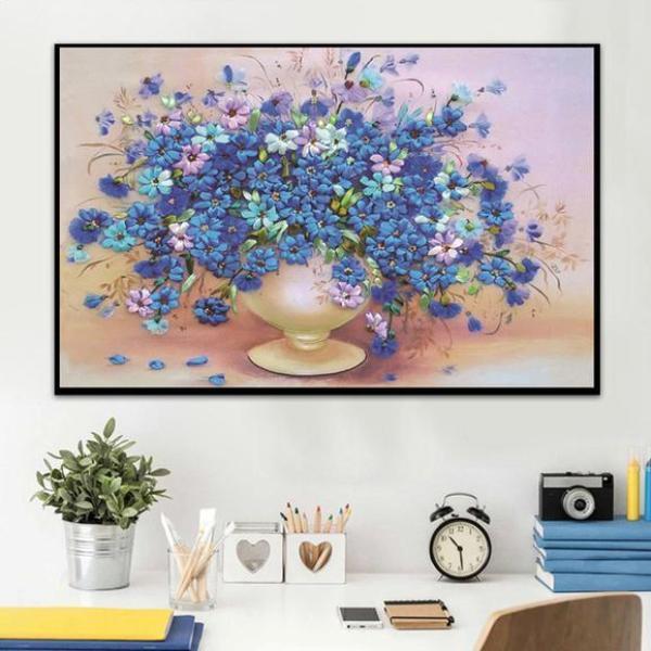 Vase med blå blomster | 50x70cm
