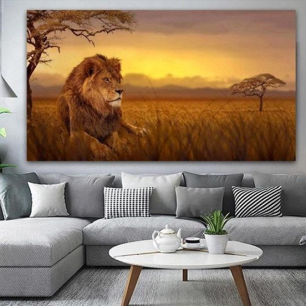 Løve på savannen fra 50 x 90 cm