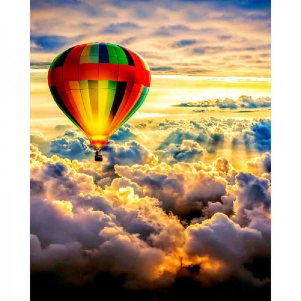 Luftballong over skyer