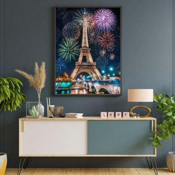 Eiffeltårnet med fyrverkeri fra 50x70cm
